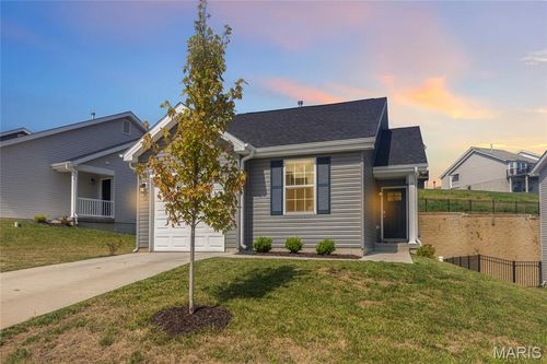 3175 White Pine Dr, Imperial, MO, 63052-3014 | Card Image