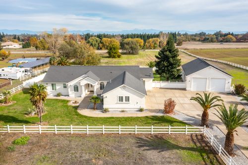 7605 Churn Creek Rd, Redding, CA, 96002-4031 | Card Image