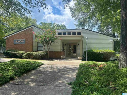 706-706 Gables Dr, HOOVER, AL, 35244-1896 | Card Image