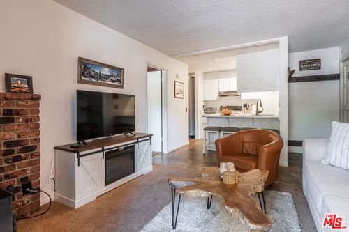 r2-2499 Sierra Nevada Road, Mammoth Lakes, CA, 93546 | Card Image