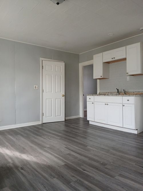 3-137 Fifth St, Fall River, MA, 02721 | Card Image