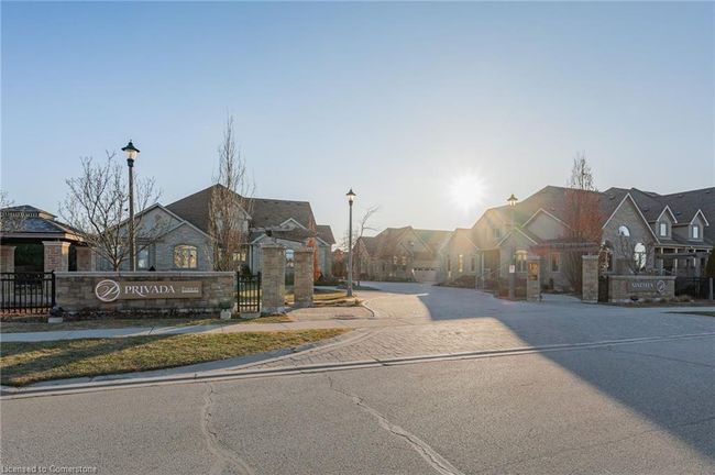 5 - 19 Simmonds Dr, Townhouse with 2 bedrooms, 4 bathrooms and 4 parking in Guelph ON | Image 39