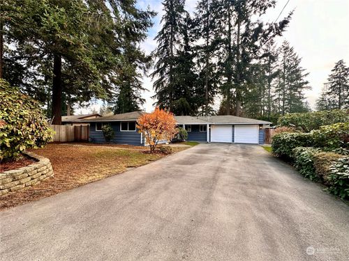 8204 South Way Sw, Lakewood, WA, 98498 | Card Image