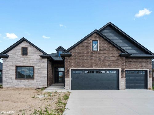 19335 Springbrook Dr, Macomb, MI, 48044-4248 | Card Image