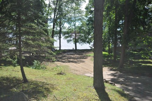 4543 Cordes Rd, Delton, MI, 49046-9669 | Card Image