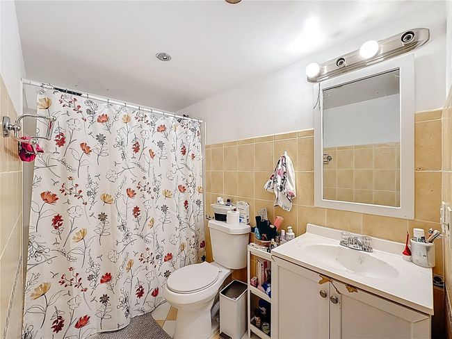 APT-312 - 6065 Nw 186 Th St, Condo with 2 bedrooms, 2 bathrooms and null parking in Hialeah FL | Image 13