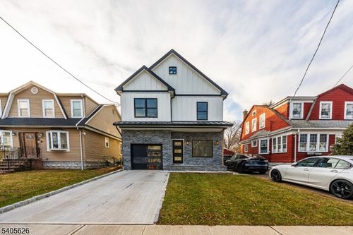 228 Locust St, Roselle Park, NJ, 07204-2226 | Card Image