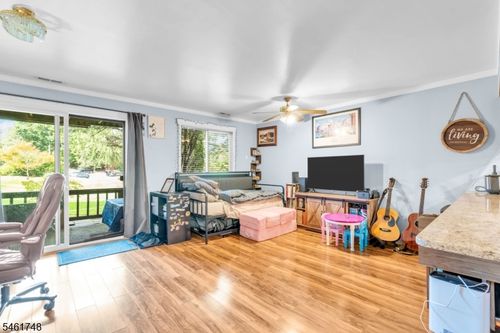 7-3 Beaver Crk, Vernon, NJ, 07462-5550 | Card Image