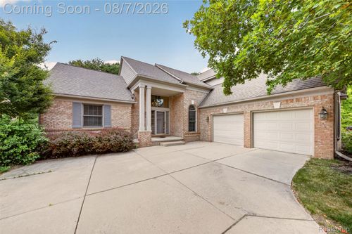 18144 Cascade Dr, Northville, MI, 48168-3286 | Card Image