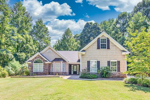 4556 White Horse Dr, Braselton, GA, 30517-1523 | Card Image