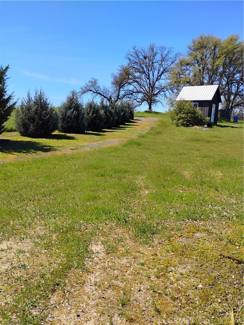 35371 Spanish Oak Rd, Auberry, CA, 93602-9563 | Card Image