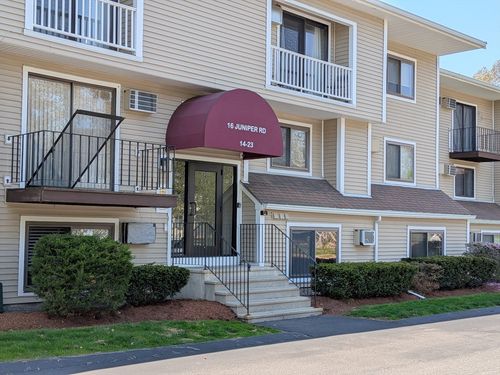 14a-16 Juniper Rd, North Attleboro, MA, 02760-2934 | Card Image