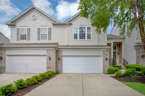 912 Kings Canyon Dr, Streamwood, IL, 60107-4510 | Card Image