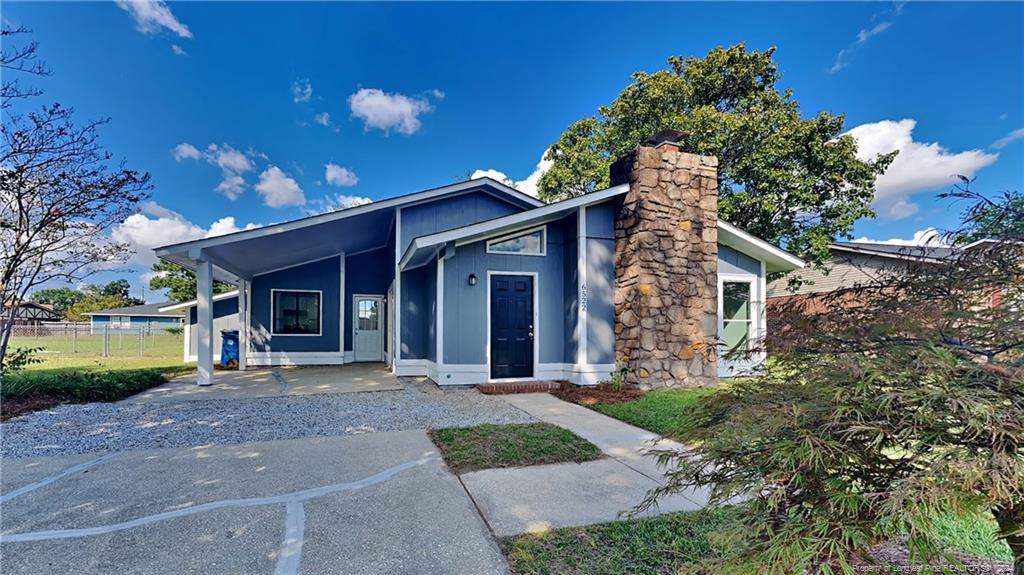 Bonnie Bell Ln, Fayetteville, NC 28314