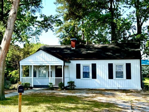 1709 Lincoln Dr, Greenville, NC, 27834-2939 | Card Image