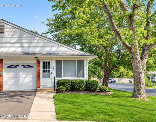 517 B Lilac Ln, Whiting, NJ, 08759-3823 | Card Image