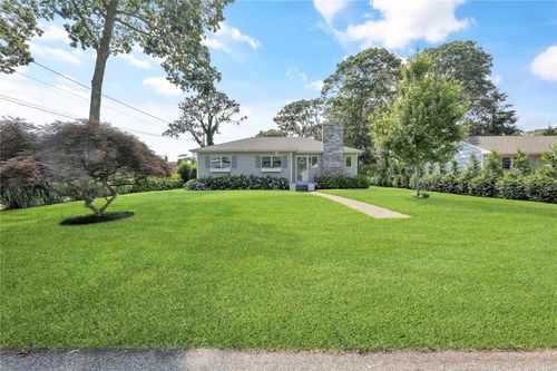 16 Whiting Rd, East Quogue, NY, 11942-4904 | Card Image