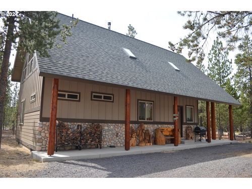 123604 Muttonchop St, CrescentLake, OR, 97733 | Card Image