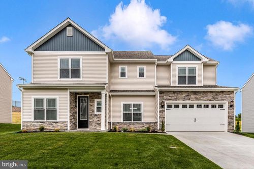 504 Abigail Ave, WAYNESBORO, PA, 17268-7902 | Card Image