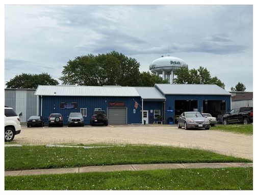 1016 Market St, Dekalb, IL, 60115-3527 | Card Image