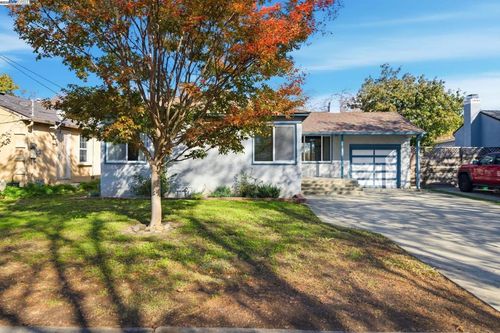 17472 Via Segundo, San Lorenzo, CA, 94580-3242 | Card Image