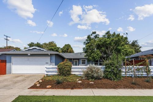 5217 Cole St, San Diego, CA, 92117-1118 | Card Image