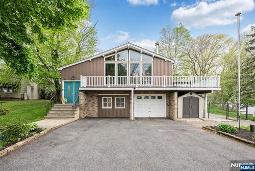 469 Warwick Tpke, Hewitt, NJ, 07421-2754 | Card Image