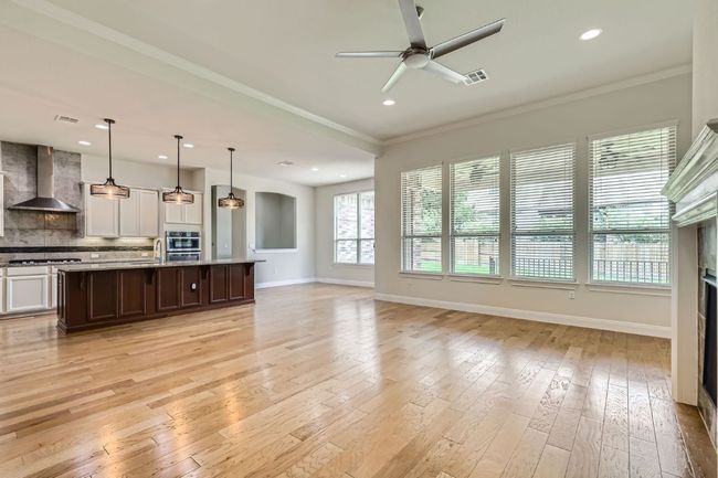 10107 Ida Grove Ln, House other with 5 bedrooms, 4 bathrooms and 5 parking in Austin TX | Image 6