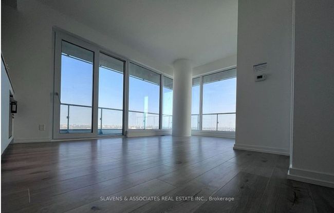 4912 - 7890 Jane St, Condo with 2 bedrooms, 2 bathrooms and null parking in Concord ON | Image 7