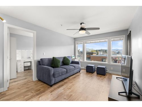 312-46289 Yale Rd, Chilliwack, BC, V2P0B9 | Card Image