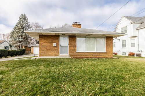 214 N Hunter St, Thornton, IL, 60476-1216 | Card Image