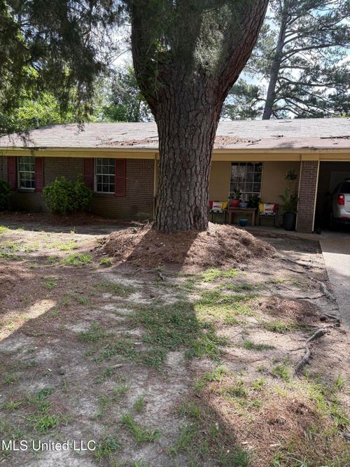 3180 Whitten Rd, Jackson, MS, 39212-4218 | Card Image