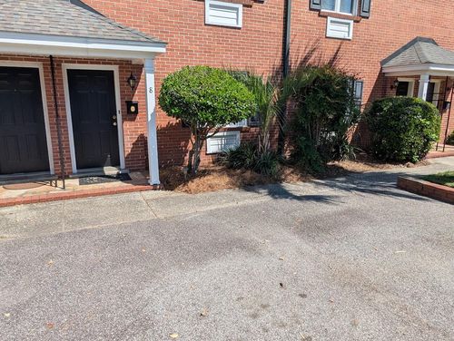 8-21 Hester St, Charleston, SC, 29403-3376 | Card Image