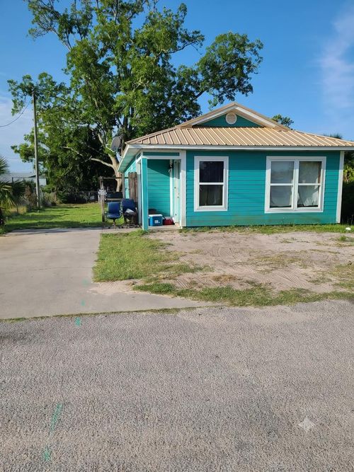 188 Avenue F, Port St. Joe, FL, 32456-1526 | Card Image