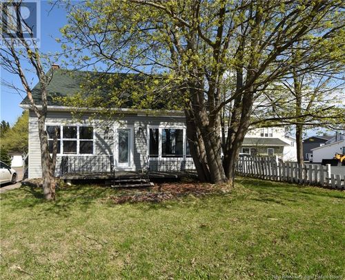 4248 Rue Principale, Tracadie-Sheila, NB, E1X1B9 | Card Image