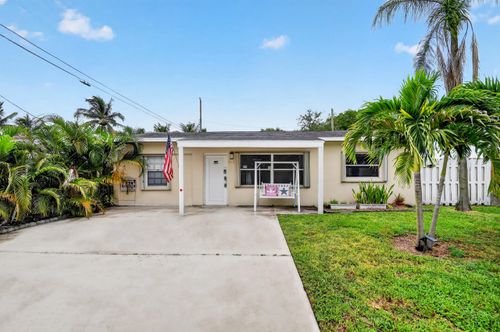512 Se 1st St, Boynton Beach, FL, 33435-4512 | Card Image