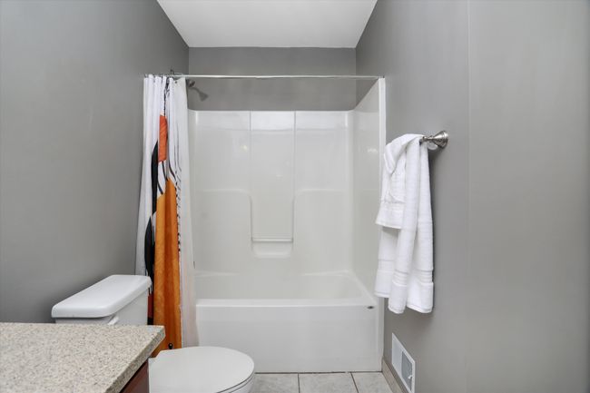 2485 Solace Dr, House other with 4 bedrooms, 3 bathrooms and null parking in Commerce Twp MI | Image 19
