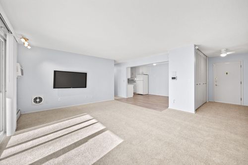 302-4350 Brookside Court, Edina, MN, 55436 | Card Image