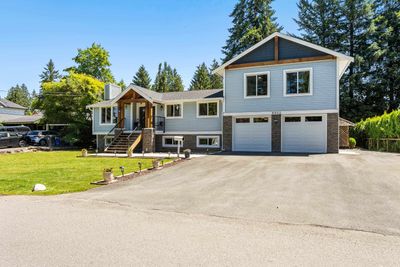 8952 Hadden St, House other with 4 bedrooms, 3 bathrooms and 8 parking in Langley BC | Image 3