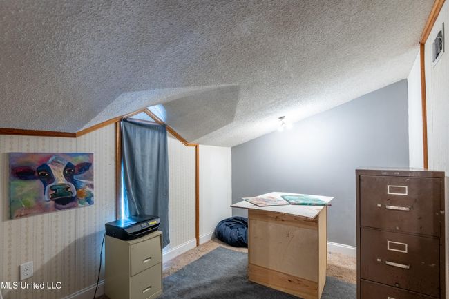 _211 Traceway upstair | Image 9