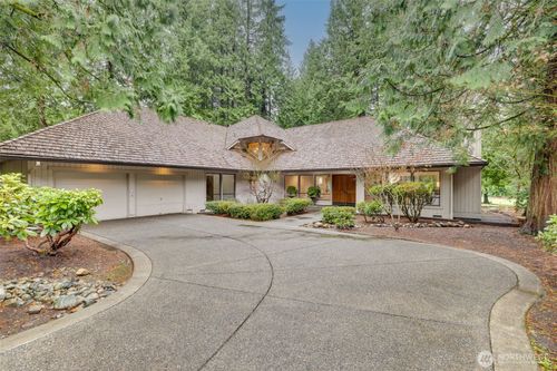 21845 Ne 30th Pl, Sammamish, WA, 98074-6358 | Card Image