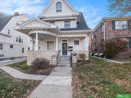 1618 S 32nd Ave, Omaha, NE, 68105-6913 | Card Image