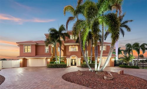 4401 38th St S, St Petersburg, FL, 33711-4455 | Card Image