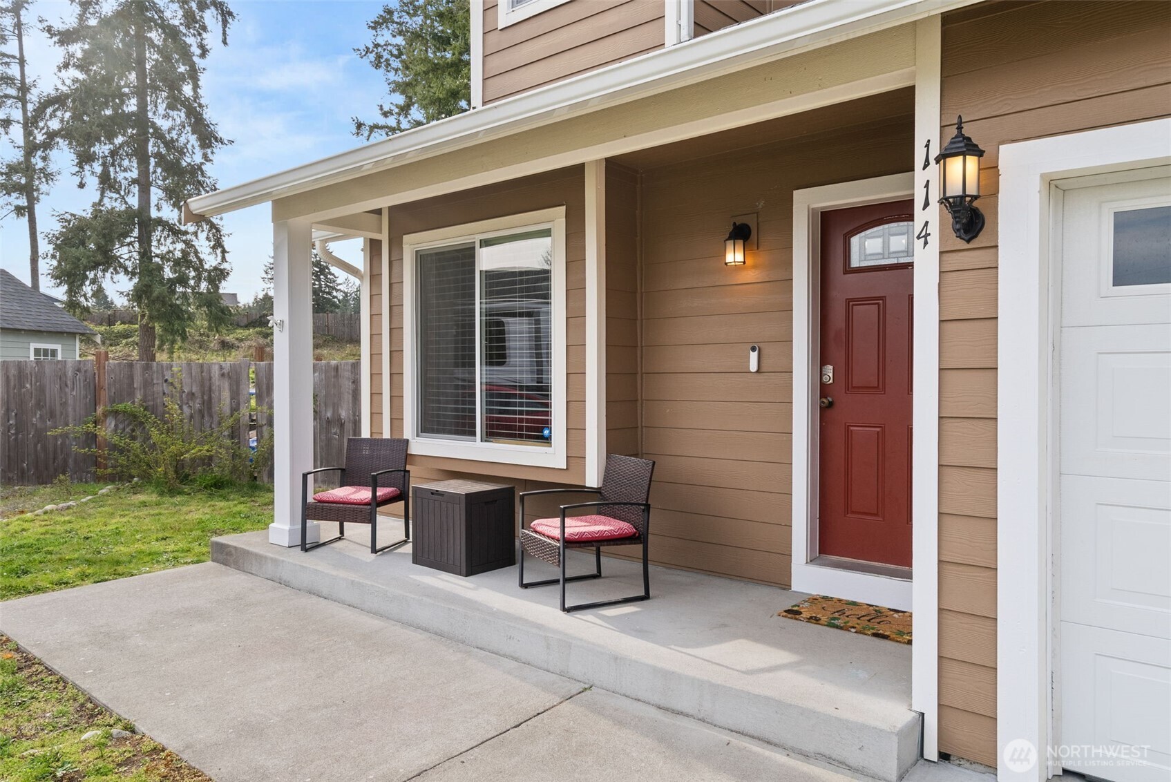 Residential in Rainier 5