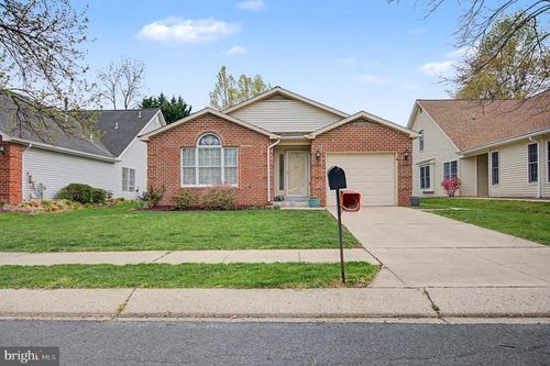 795 Eastern Point Rd, ANNAPOLIS, MD, 21401-6928 | Card Image