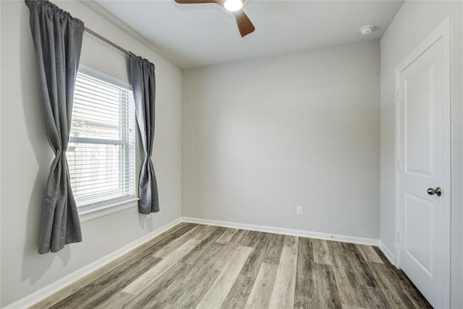 2815 Torrey Pines Dr, House other with 3 bedrooms, 2 bathrooms and 2 parking in Fulshear TX | Image 6