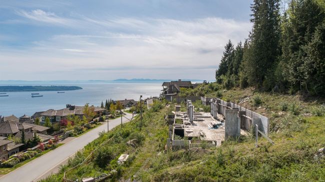 2345 Kadlec Crt, House other with 5 bedrooms, 7 bathrooms and 10 parking in West Vancouver BC | Image 13