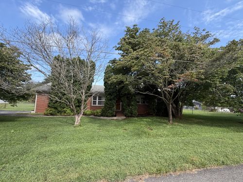 207 Melody Ln, Winchester, TN, 37398-1919 | Card Image