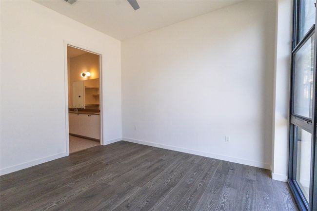 Primary Bedroom | Image 13