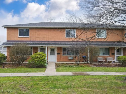 apt-12-2470 Warren Pkwy, Twinsburg, OH, 44087-1364 | Card Image